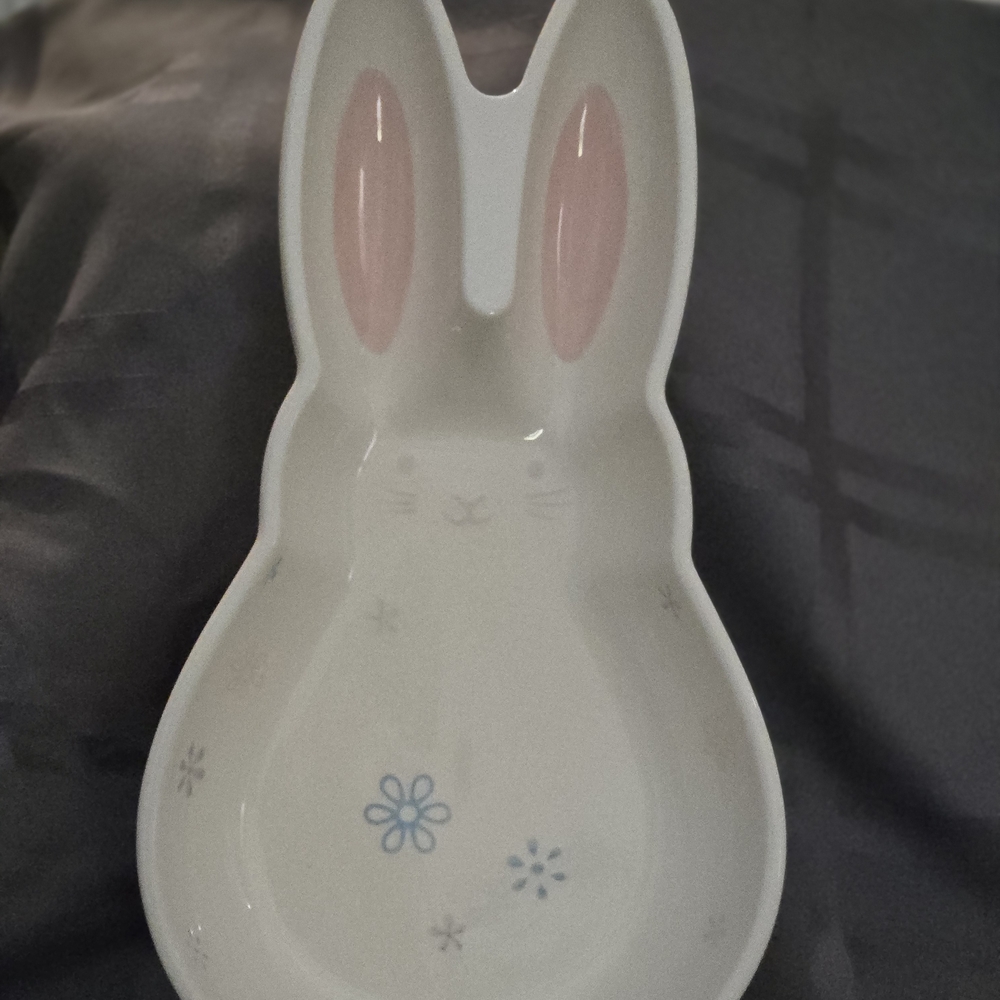 Oneida Pink and White Bunny Dish